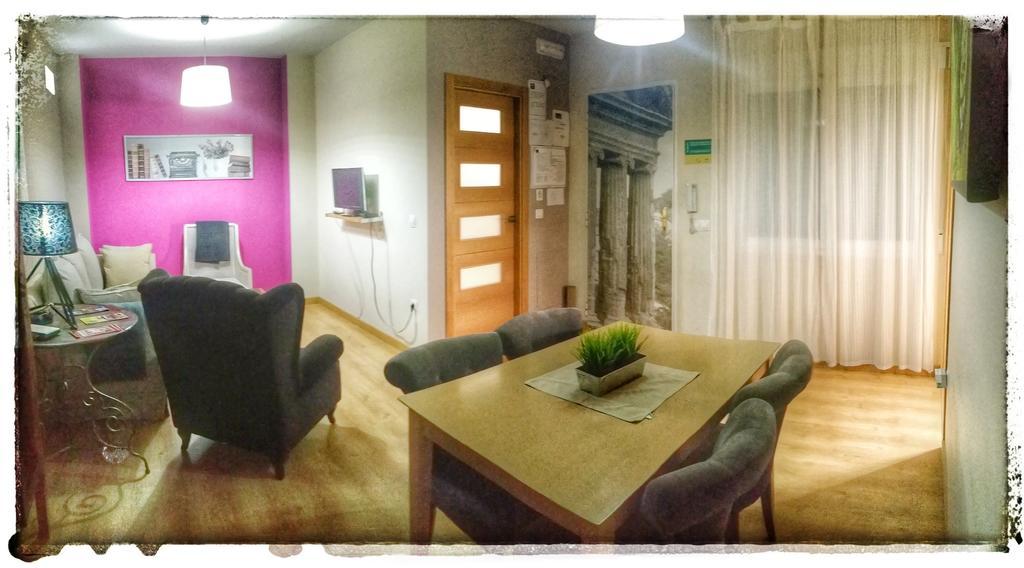 Apartamentos Alcazar De Баеза Екстериор снимка